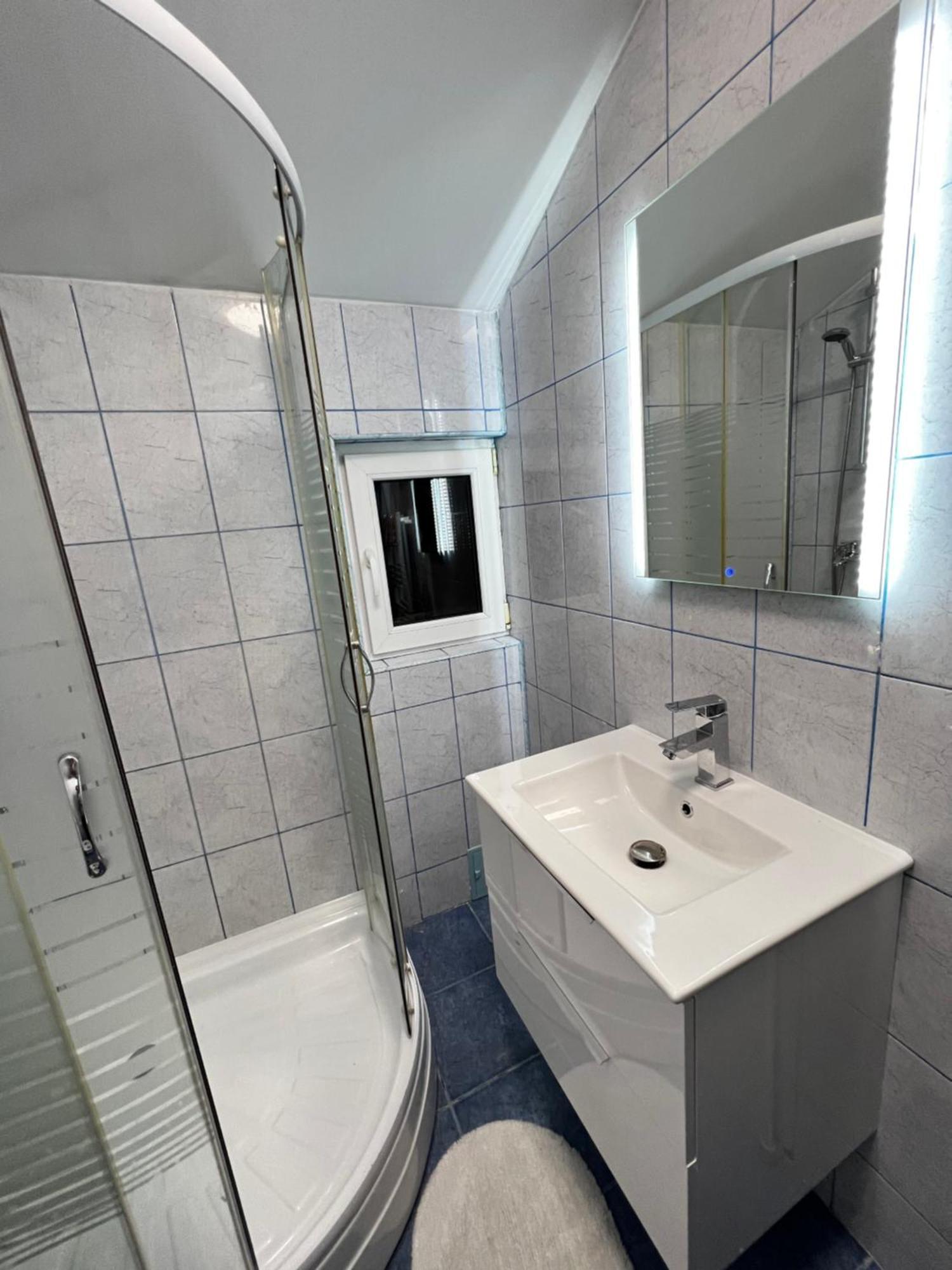 Ndl Downtown Apartment Cluj-Napoca Ngoại thất bức ảnh