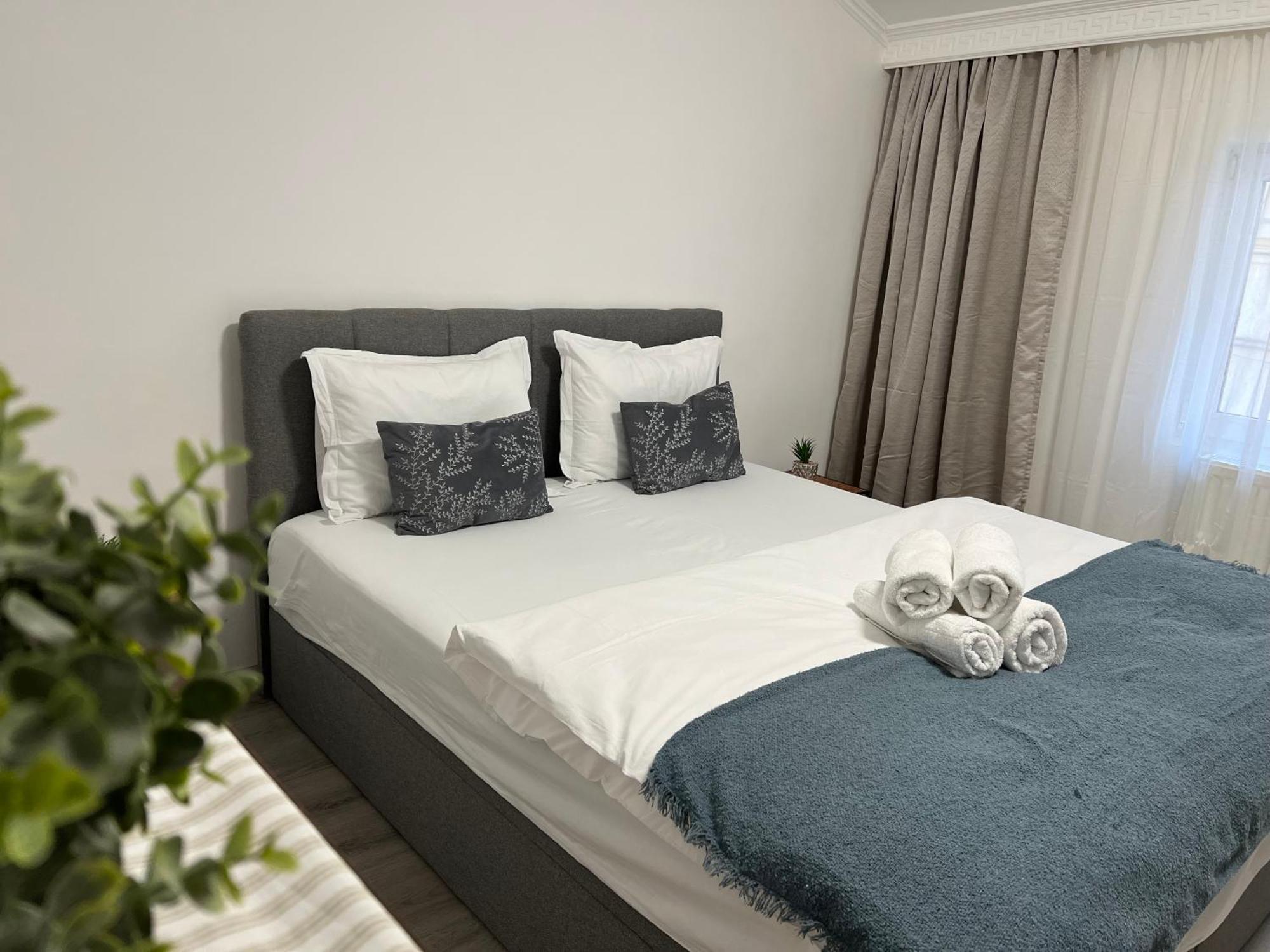 Ndl Downtown Apartment Cluj-Napoca Ngoại thất bức ảnh